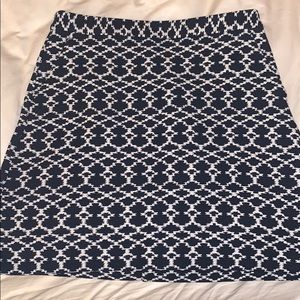 Banana Republic blue and white patterned skirt